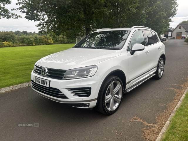 Volkswagen Touareg 3.0 V6 Tdi Bmt 262 R-line Plus Tip White #5