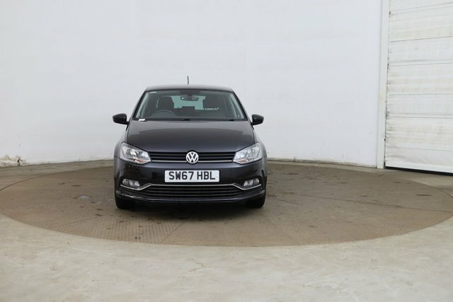 Volkswagen Polo 1.2 Tsi Match Edition Black #2