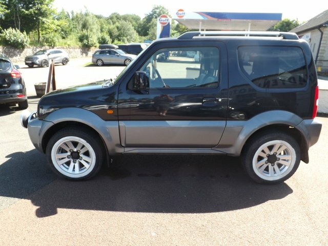 Suzuki Jimny 1.3 Vvt Sz4 Suv Black #4