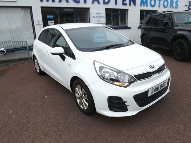 Kia RIO 1.25 Sr7 Hatchback White #2