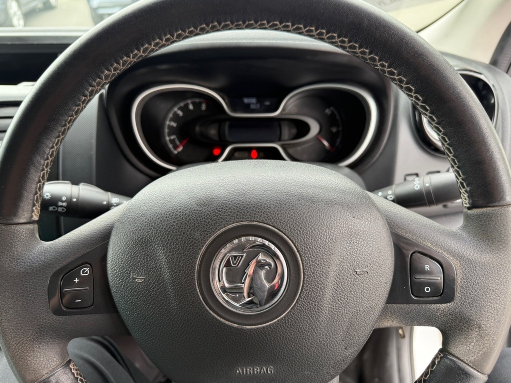 Vauxhall Vivaro L1h1 2900 Cdti Biturbo White #13