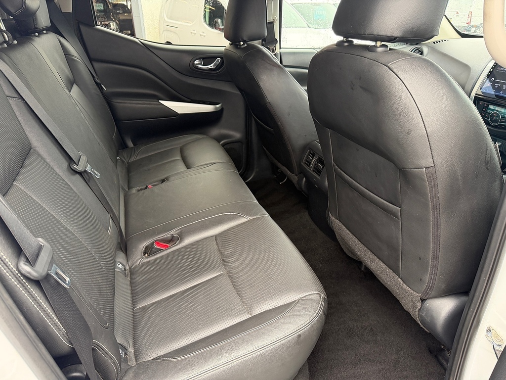 Nissan Navara Tekna Dci Dc Fierce White #3