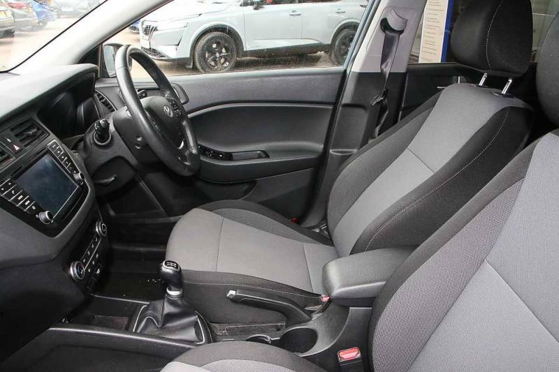 Hyundai I20 1.2 Premium Nav - 2017 VA17URO Blue #6