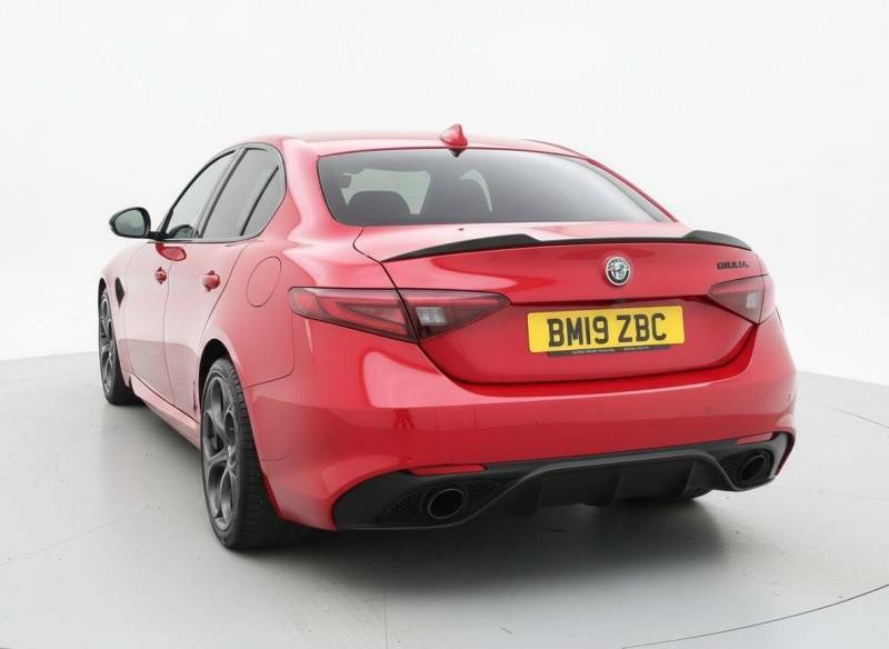 Alfa Romeo Giulia 2.0 Tb 280 Veloce Ti - 2019 19 Red #2