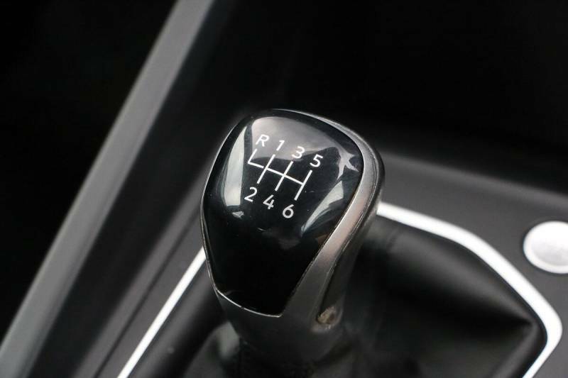 Volkswagen Golf 1.5 Tsi Life Euro 6 Ss - 2023 23 YL23JKK Black #6