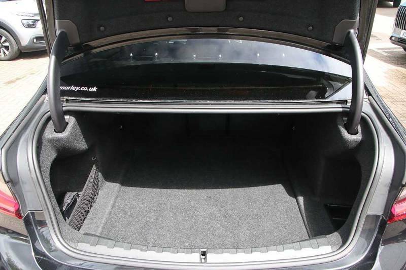 BMW 3 Series 320I M Sport Step - 2024 YC24WSJ Black #6