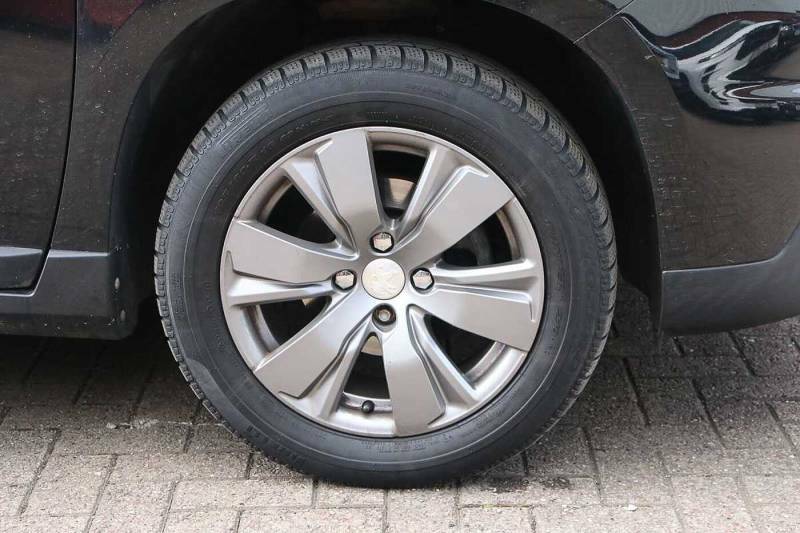 Peugeot 2008 1.2 Puretech Active Start Stop - 2019 MW19GOK Black #4
