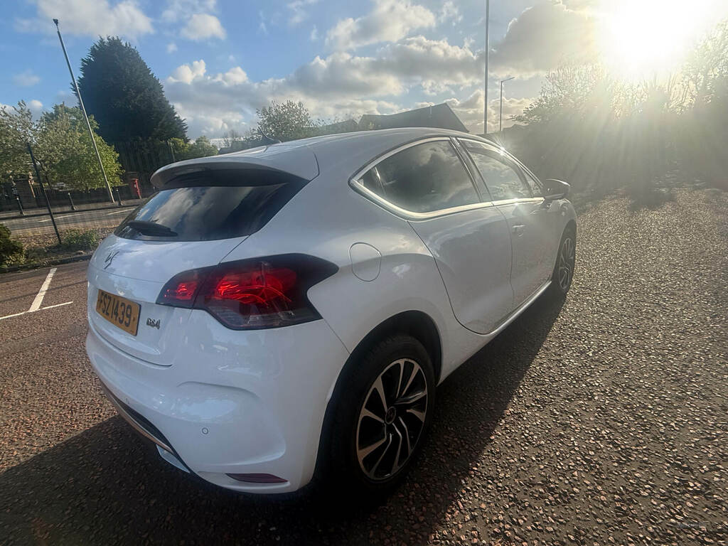 DS DS 4 1.6 Bluehdi Elegance White #3