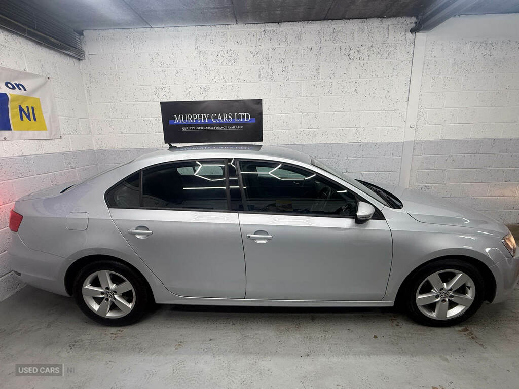 Volkswagen Jetta 1.6 Tdi Cr Bluemotion Tech Se Silver #6