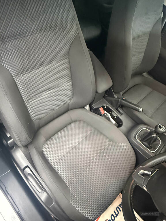 Volkswagen Jetta S Silver #9