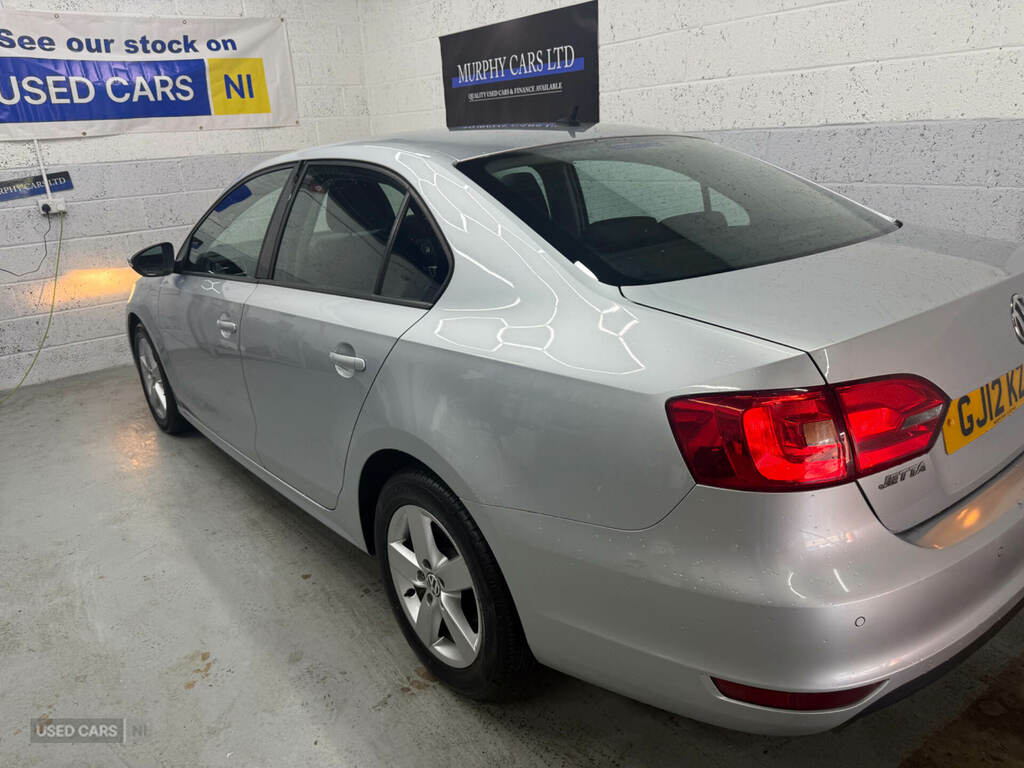 Volkswagen Jetta 1.6 Tdi Cr Bluemotion Tech Se Silver #5