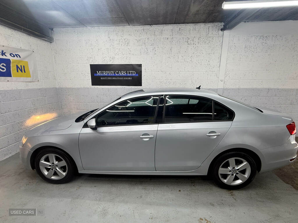 Volkswagen Jetta S Silver #7