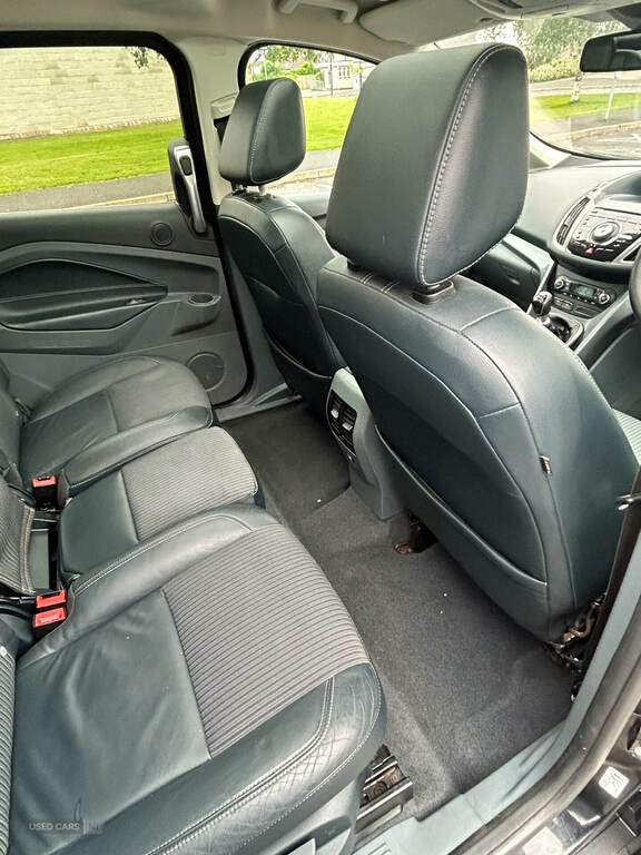 Ford Grand C-Max 2.0 Tdci Titanium Powershift White #10