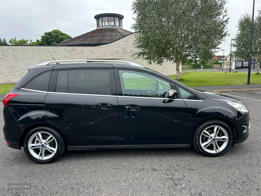 Ford Grand C-Max 1.6 Tdci Titanium X Black #4