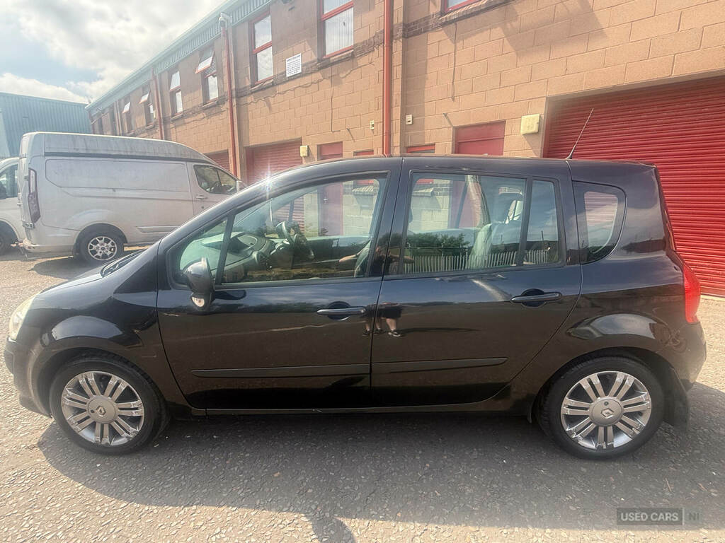 Renault Grand Modus 1.5 Dci 88 Dynamique Black #6