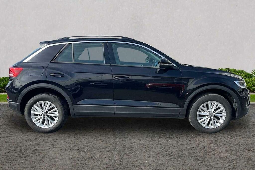 Volkswagen T-Roc 1.5 Tsi Life Dsg LE73PYT Black #4