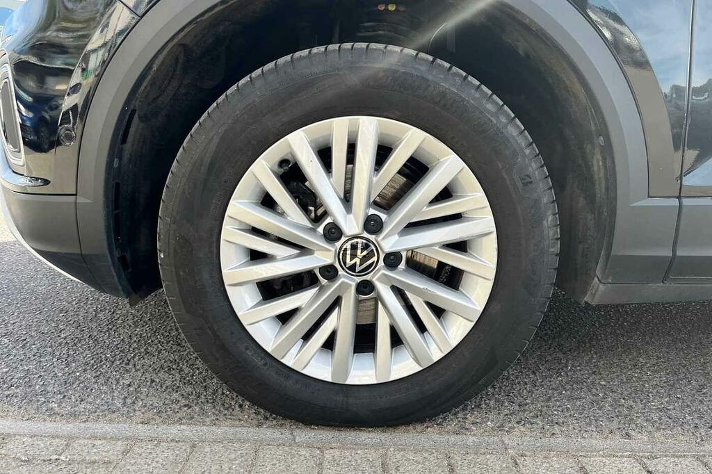 Volkswagen T-Roc 1.5 Tsi Life Dsg LE73PYT Black #5
