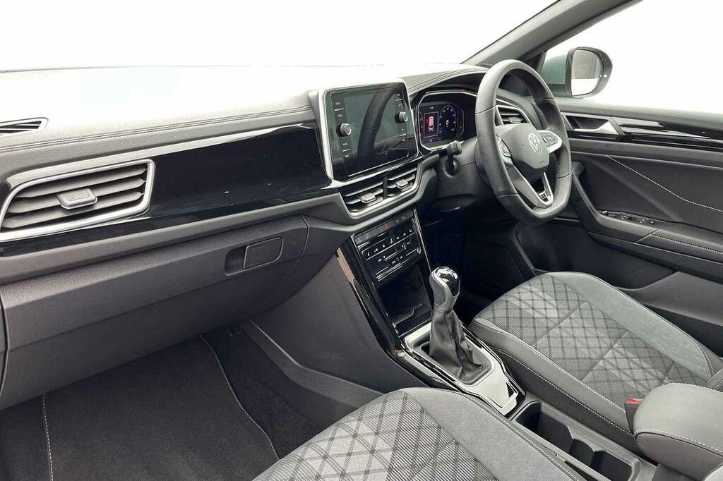 Volkswagen T-Roc R-line 1.5 Tsi 150Ps 6-Speed WJ74JZU Silver #2