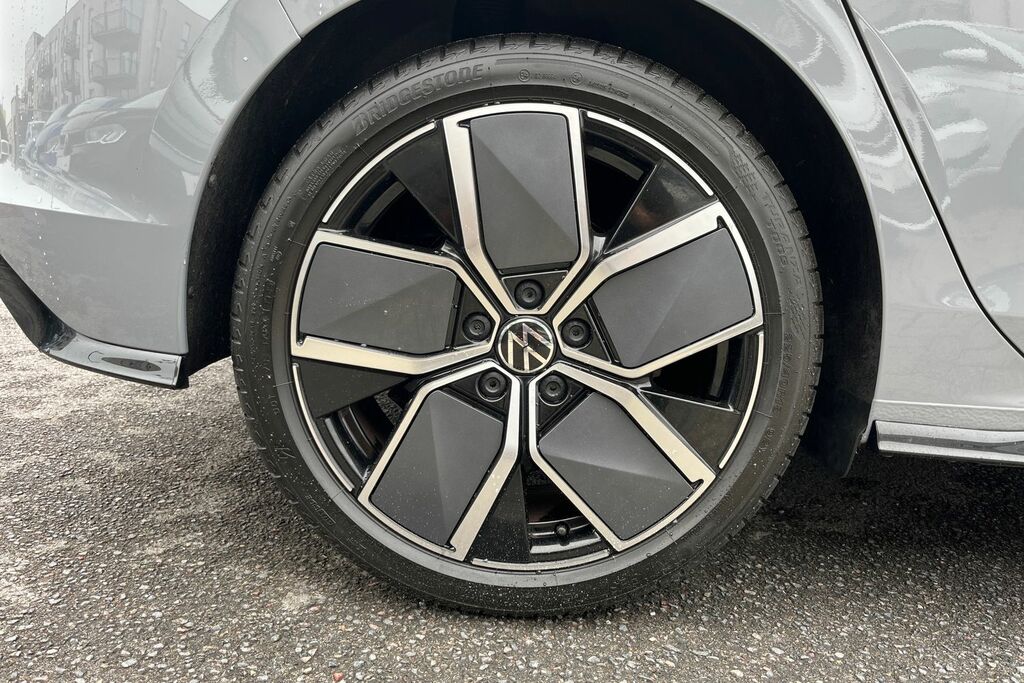 Volkswagen Golf 1.5 Etsi 150 Black Edition Dsg WG75VKU Grey #5