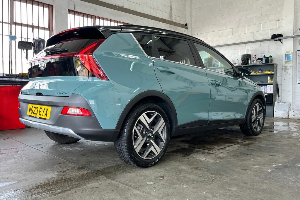 Hyundai Bayon Se Connect Red #36