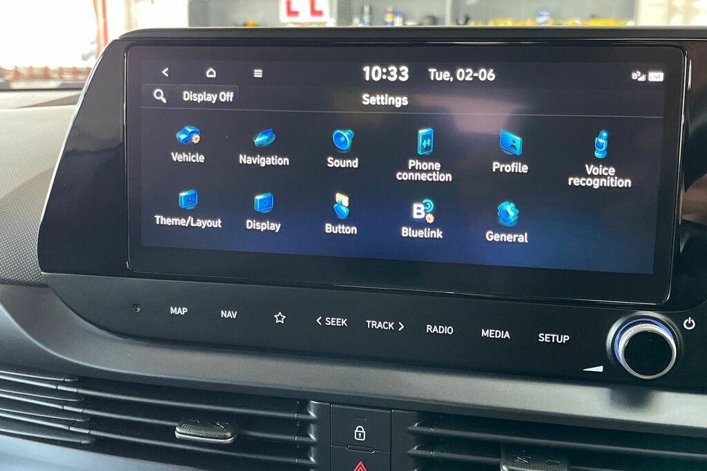 Hyundai Bayon Se Connect Red #11