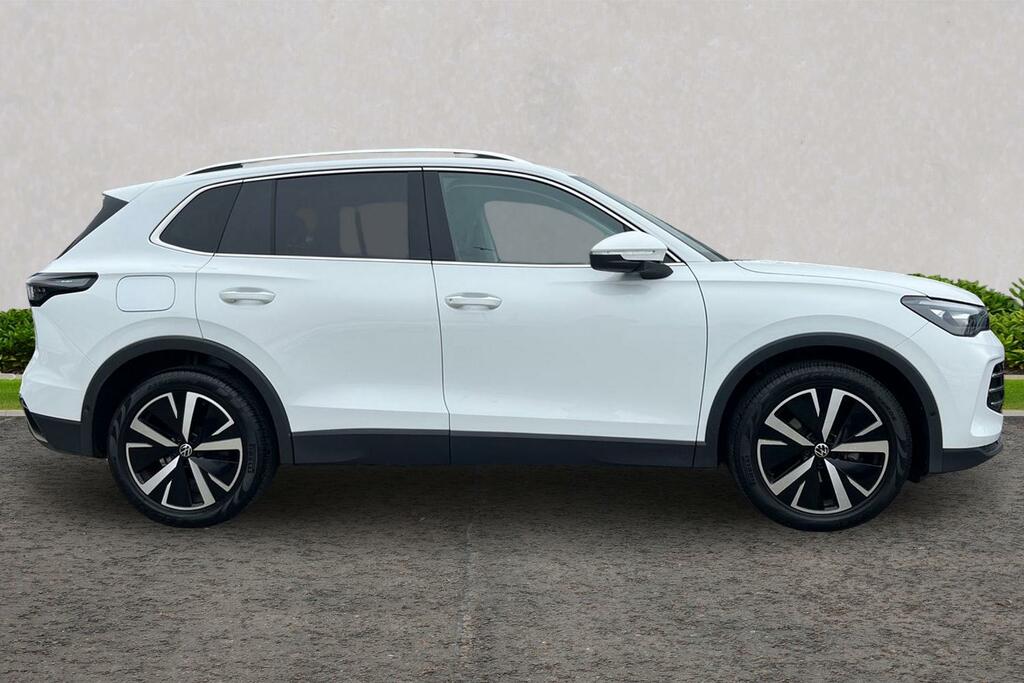 Volkswagen Tiguan 1.5 Etsi 150 Elegance Launch Edition Dsg WD24ETY White #4