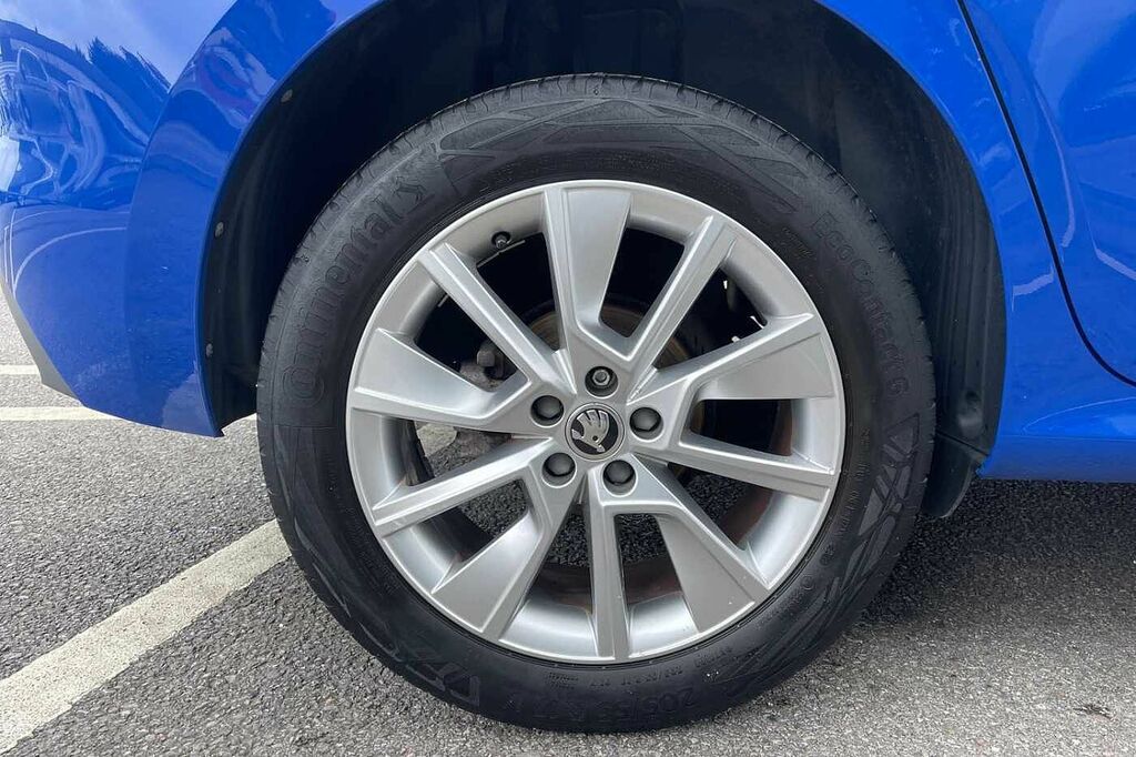 Skoda Kamiq 1.0 Tsi 110 Se WJ72OLB Blue #4