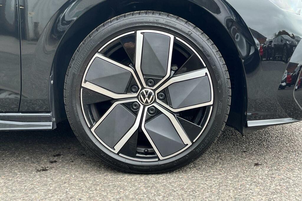 Volkswagen Golf 1.5 Tsi 150 Black Edition WF75NKX Black #5