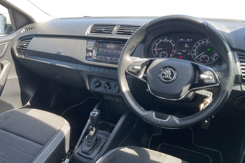 Skoda Fabia 1.0 Tsi Se Dsg Silver #6