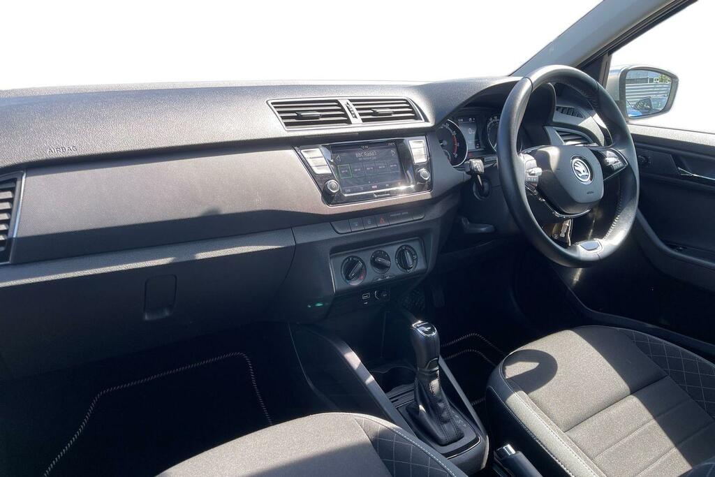 Skoda Fabia 1.0 Tsi Se Dsg Silver #2