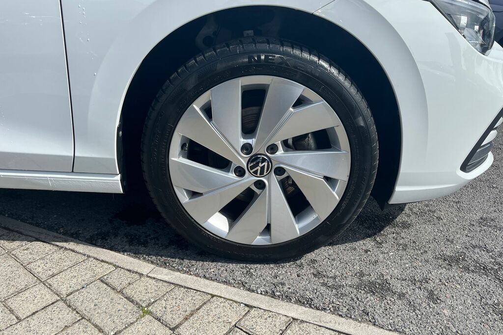 Volkswagen Golf 1.5 Etsi 150 Style Dsg WD73EEG White #5