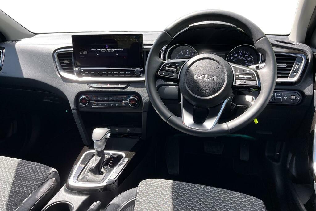 Kia Xceed 1.0 T-gdi Mhev Pure Dct Euro 6 Ss White #6