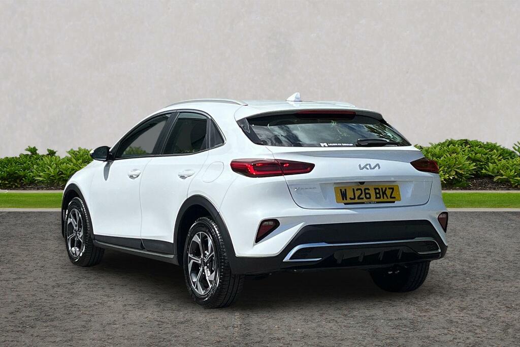 Kia Xceed 1.0 T-gdi Mhev Pure Dct Euro 6 Ss White #3