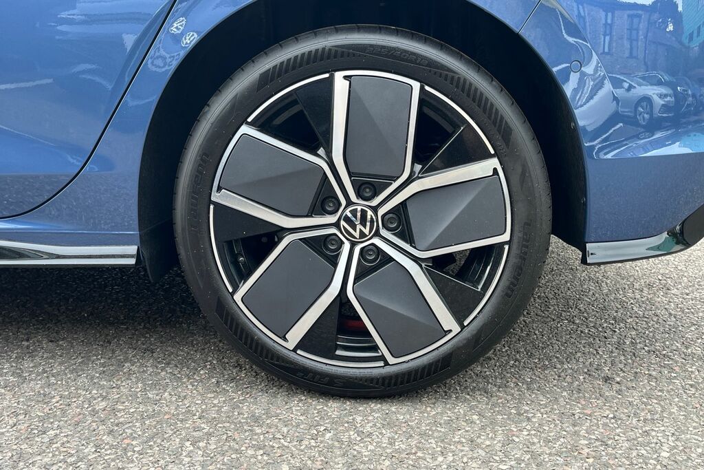 Volkswagen Golf 2.0 Tdi Black Edition Hatchback Dsg Eur Blue #5