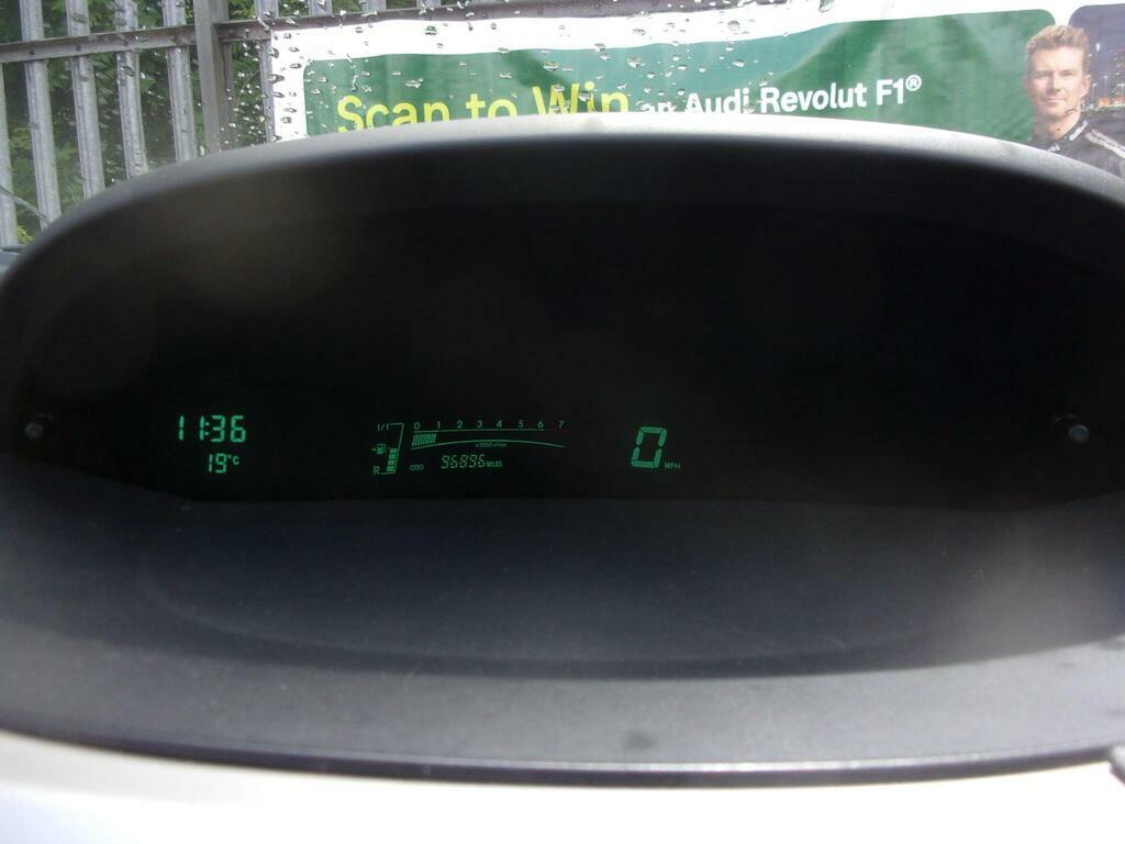 Toyota Yaris 1.3 Sr Multimode Black #4