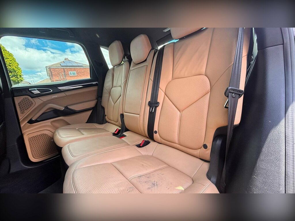 Porsche Cayenne Suv 4.8 Gts 17K Optional Spec. F.s.h 1 Owner Mus Grey #42