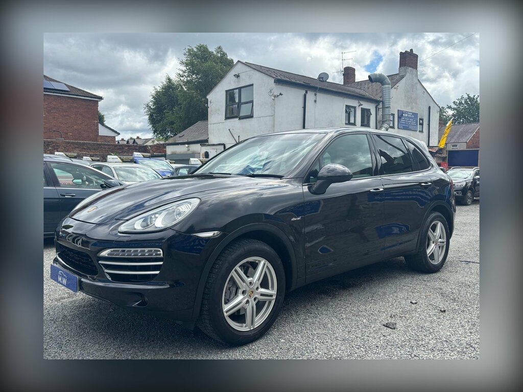 Porsche Cayenne 3.0 Td V6 Platinum Edition Tiptronics 4Wd Euro 5 Black #2