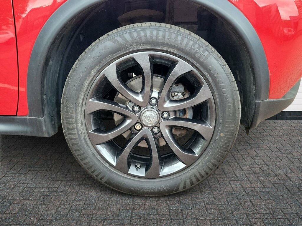 Nissan Juke 1.2 Dig-t Tekna - 2017 17 LX17MUP Red #5