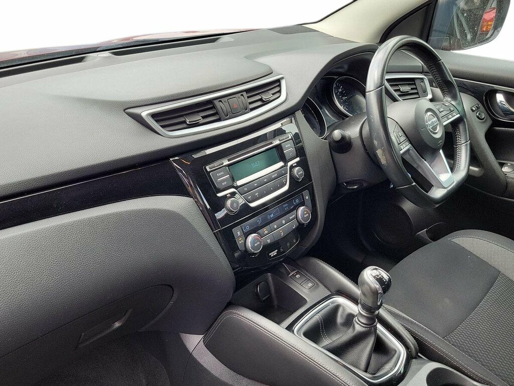 Nissan Qashqai 1.2 Dig-t Acenta - 2018 18 VN18MYR Red #2