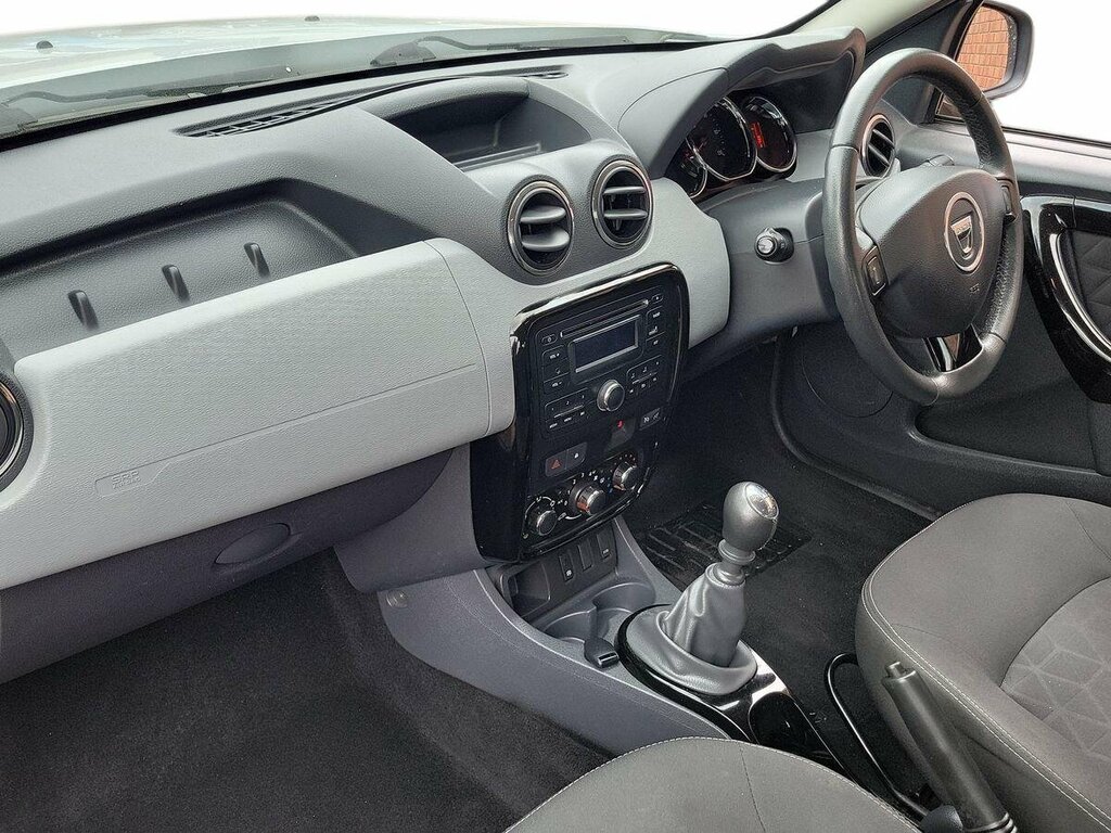 Dacia Duster 1.5 Dci Laureate - 2016 16 FX16XUA Silver #2
