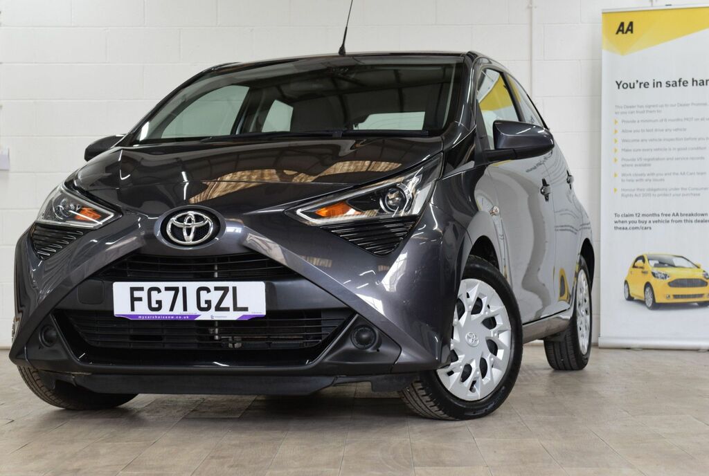 Toyota Aygo 1.0 Vvt-i X-play Hatchback Euro FG71GZL Grey