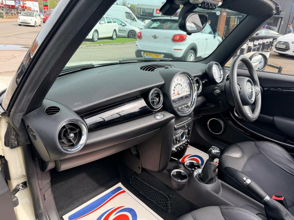 Mini Convertible 1.6 Cooper Euro 5 Ss White #3