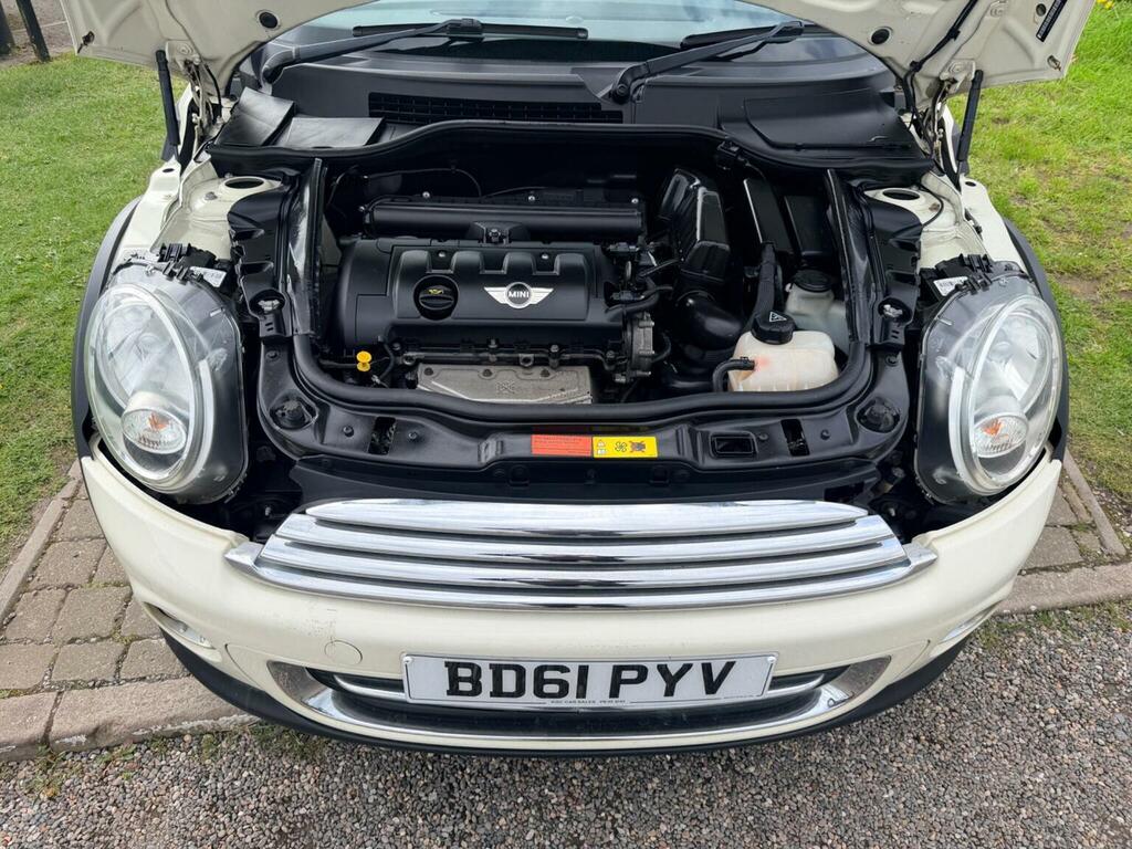 Mini Convertible One White #22