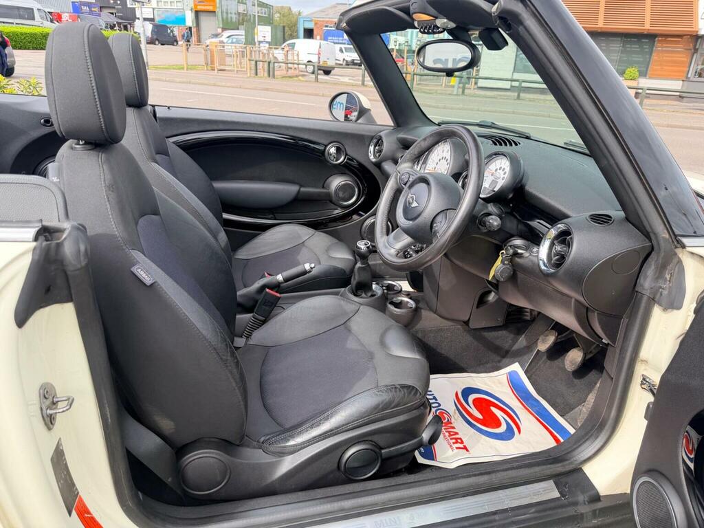 Mini Convertible One White #16