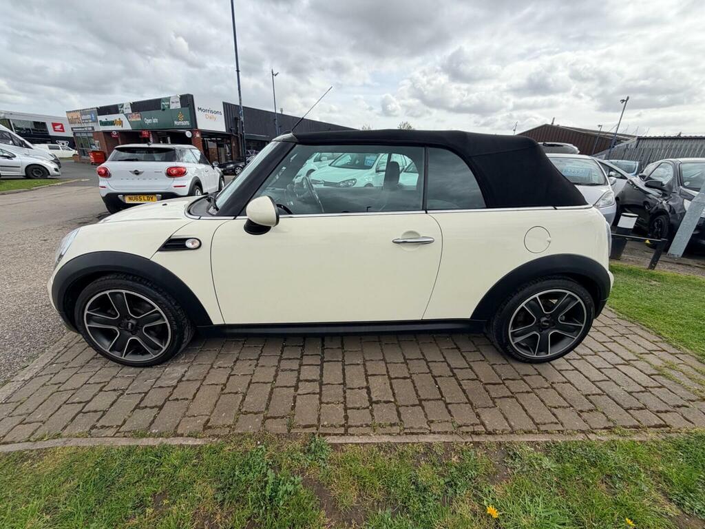 Mini Convertible One White #8