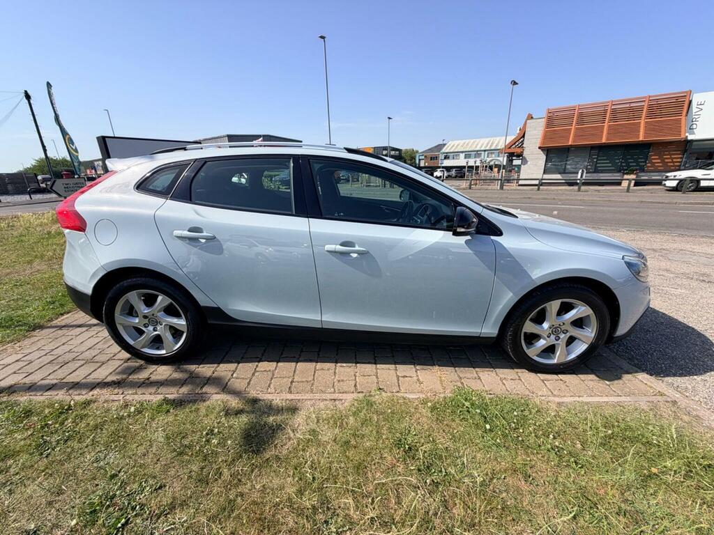 Volvo V40 Cross Country Hatchback 2.0 D3 Lux Nav Euro 5 Ss 201414 Blue #6