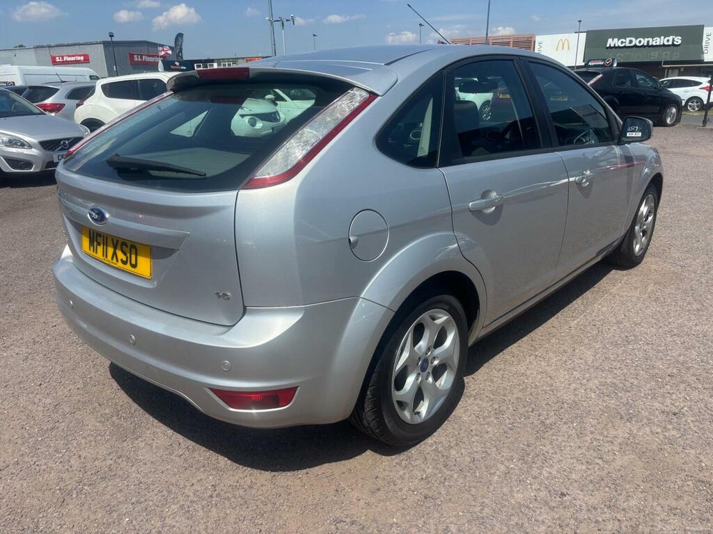 Ford Focus 1.6 Tdci Zetec Hatchback Euro 5 Red #5