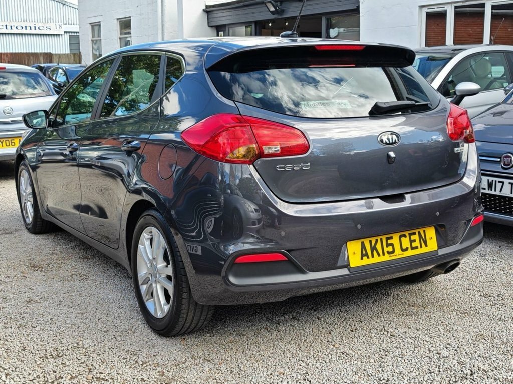 Kia Ceed 1L 3 Silver #5
