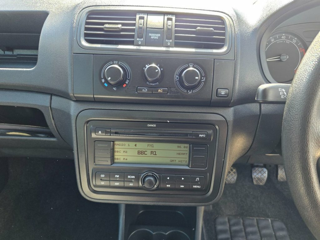 Skoda Fabia 1.2 Htp 6V 1 Red #22