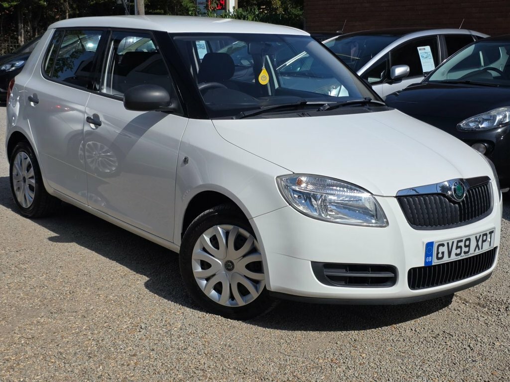 Skoda Fabia 1.2L 1 White